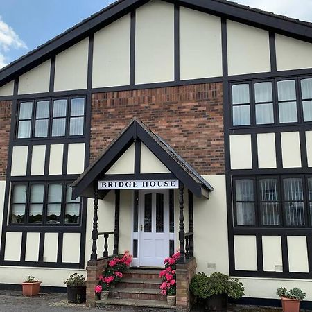 A Charming, Spacious 2 Bedroom Apartment In Lytham Lytham St Annes Exterior photo